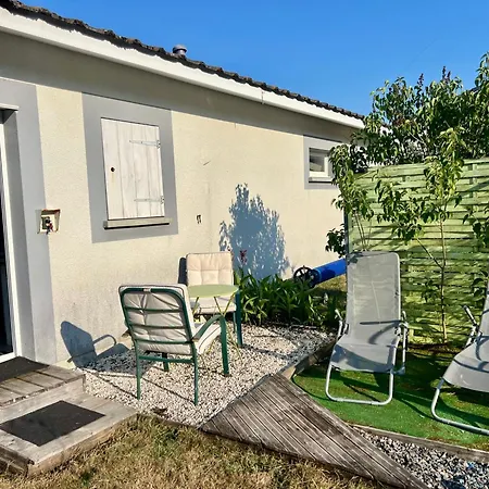 Bed & Breakfast Chez Christelle 3*